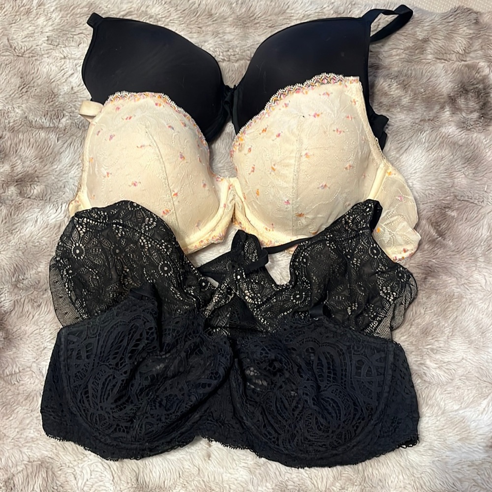 Designer Bra Lot 36DD 🙋🏾‍♀️, Will Same Day Ship ❤️😘